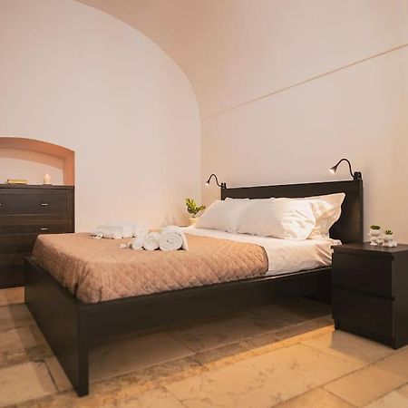 Trani -Suite ❉Marmor - Elegante Casa Storica ❉ Экстерьер фото