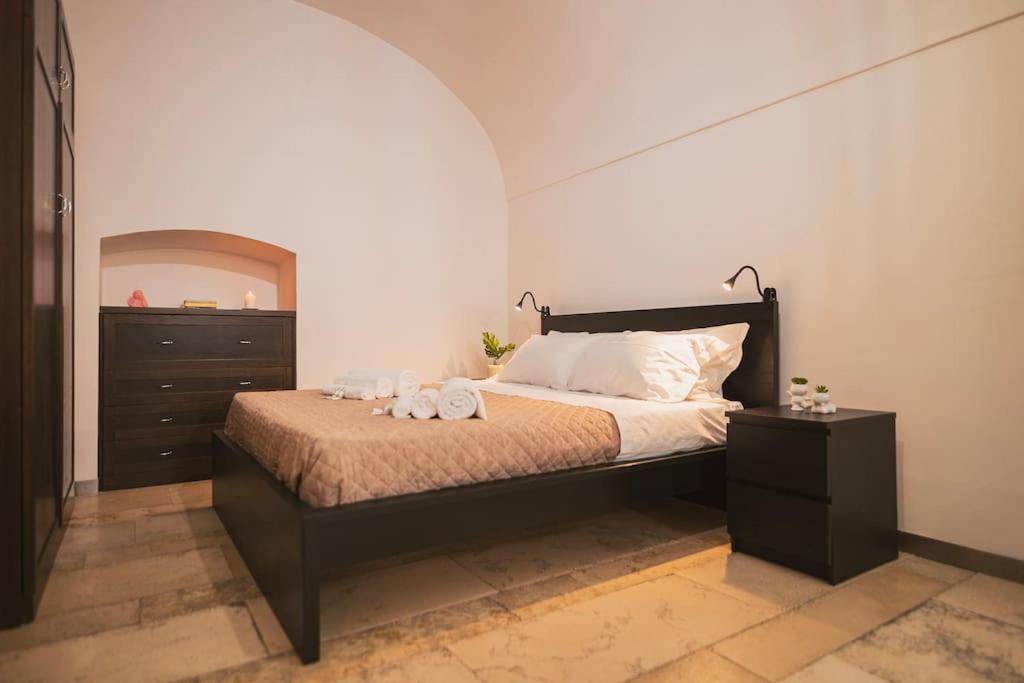 Trani -Suite ❉Marmor - Elegante Casa Storica ❉ Экстерьер фото