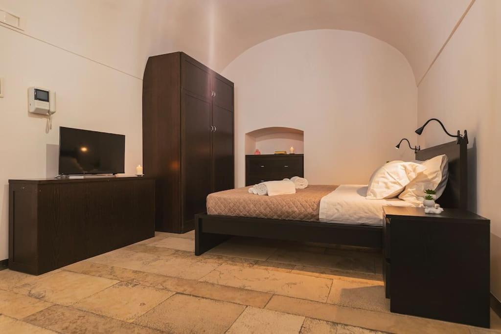 Trani -Suite ❉Marmor - Elegante Casa Storica ❉ Экстерьер фото